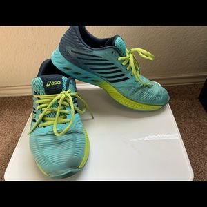 Teal ASICS athletic shoes Women 8.5